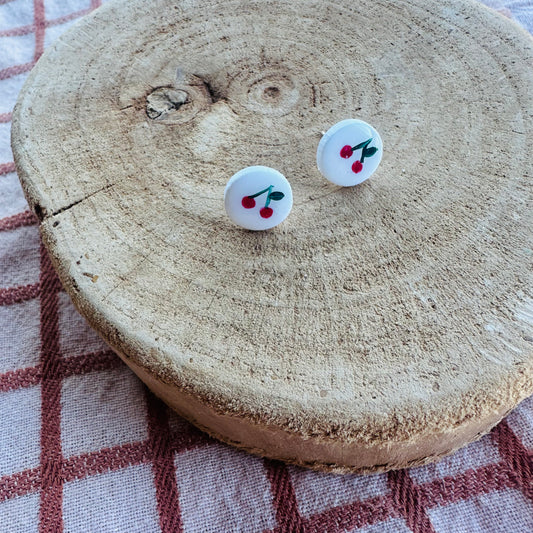 Mini cherry studs