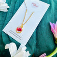 Load image into Gallery viewer, Red flower necklace (note bubble)
