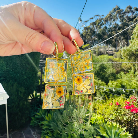 Sunny flower earrings