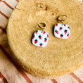 Load image into Gallery viewer, Mini strawberries, gold
