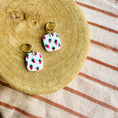 Load image into Gallery viewer, Mini strawberries, gold
