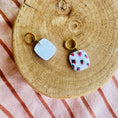 Load image into Gallery viewer, Mini strawberries 3, gold
