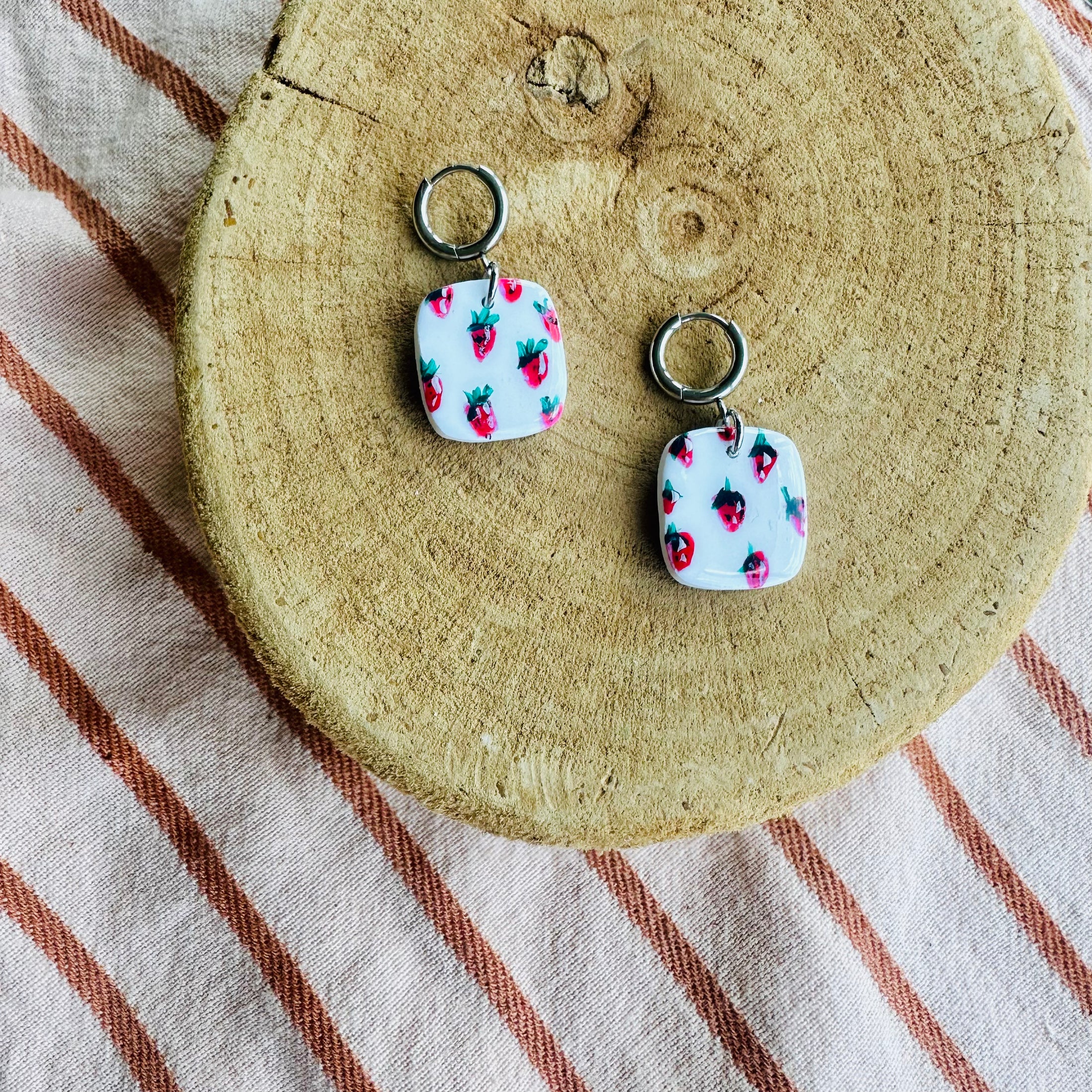 Mini strawberries 2, silver